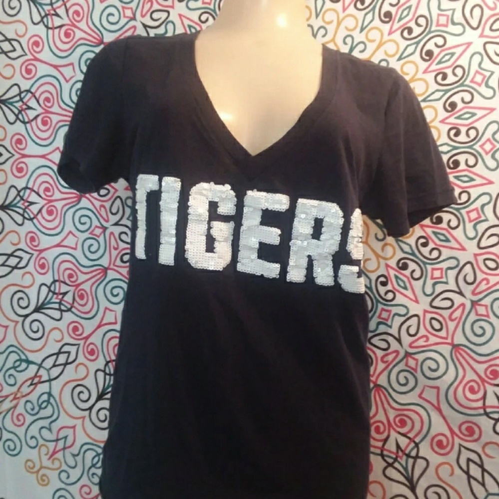 Pink bling tiger tee